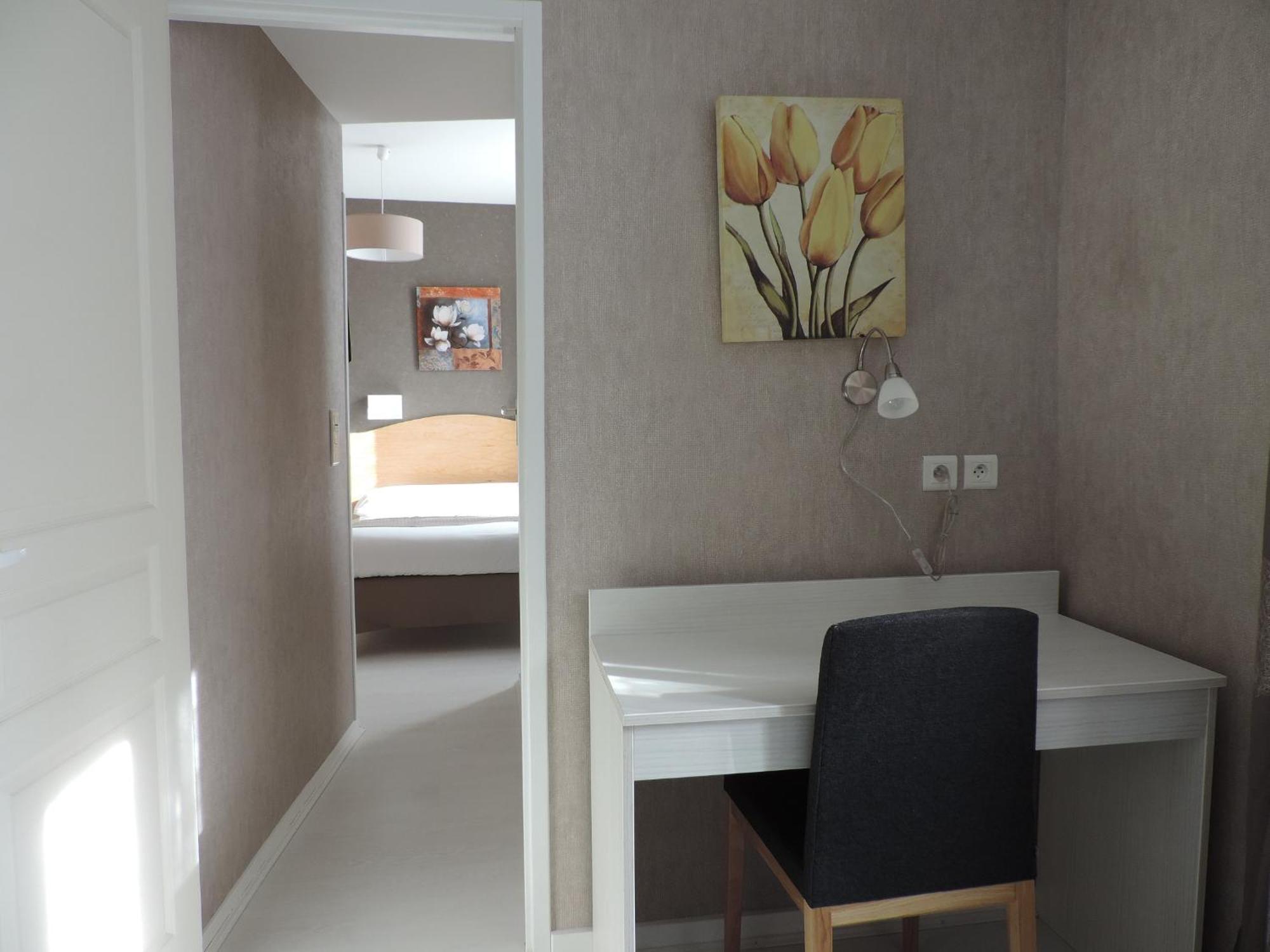 Logis Hotel Restaurant Cazes Arazat Laissac 외부 사진